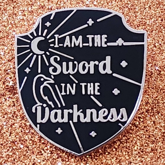 3/$20 I AM THE SWORD IN THE DARKNESS Game Of Thrones GOT Watcher Hard Enamel Pin - Picture 1 of 4